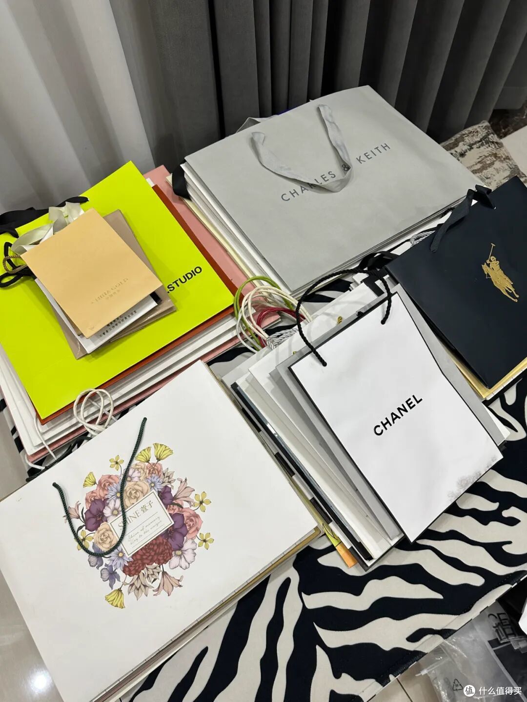 中年阿姨透露:家里乱的人都爱攒这7种物品,都是中国家庭的通病