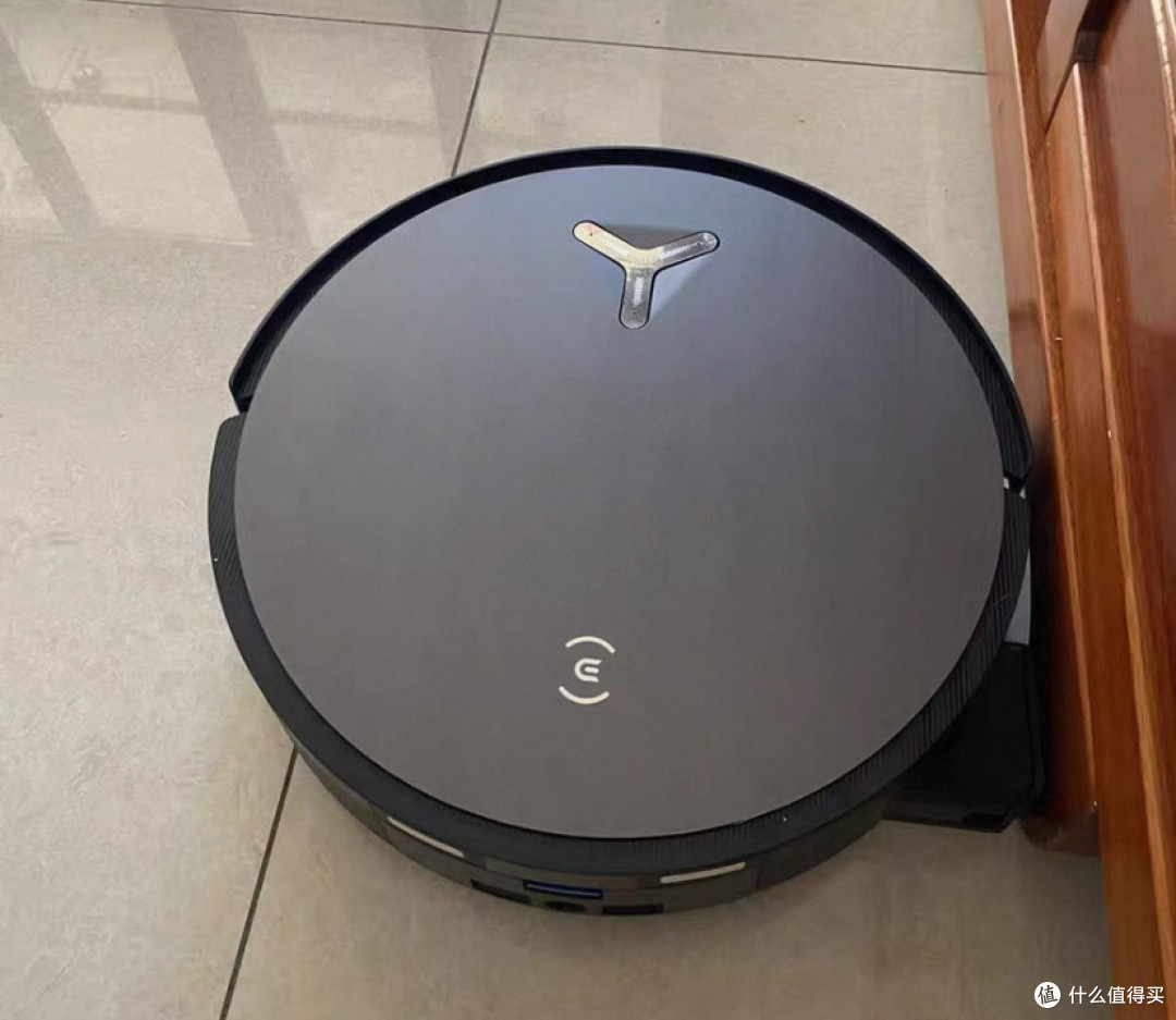 双11家务革命!科沃斯X11 PRO:黑银管家上岗,地板都是新的。