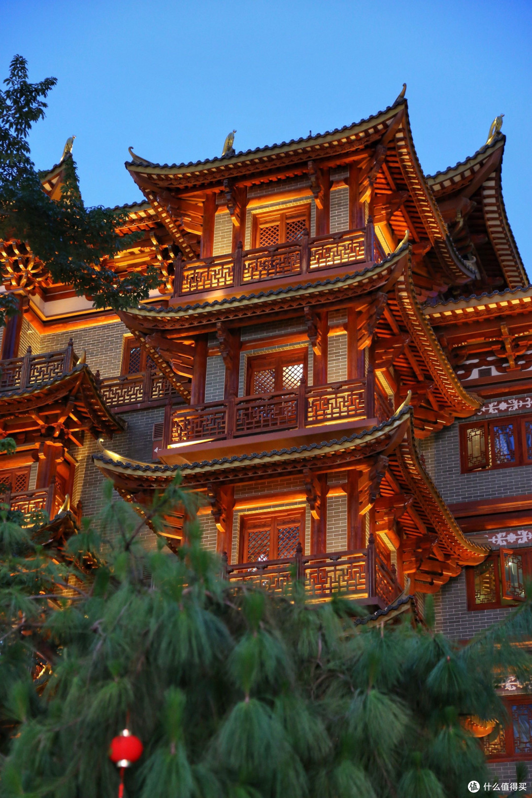 广州双十一:烟火与狂欢的相遇