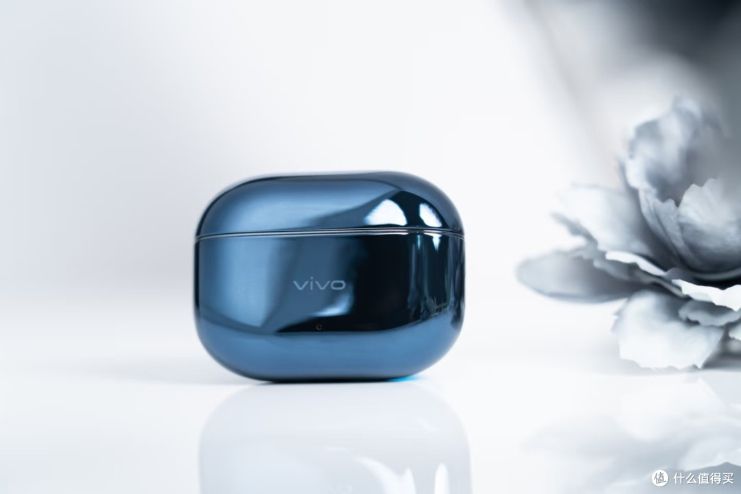 vivo TWS 5 Hi-Fi版深海蓝:全能蓝牙耳机的质感与实用之选