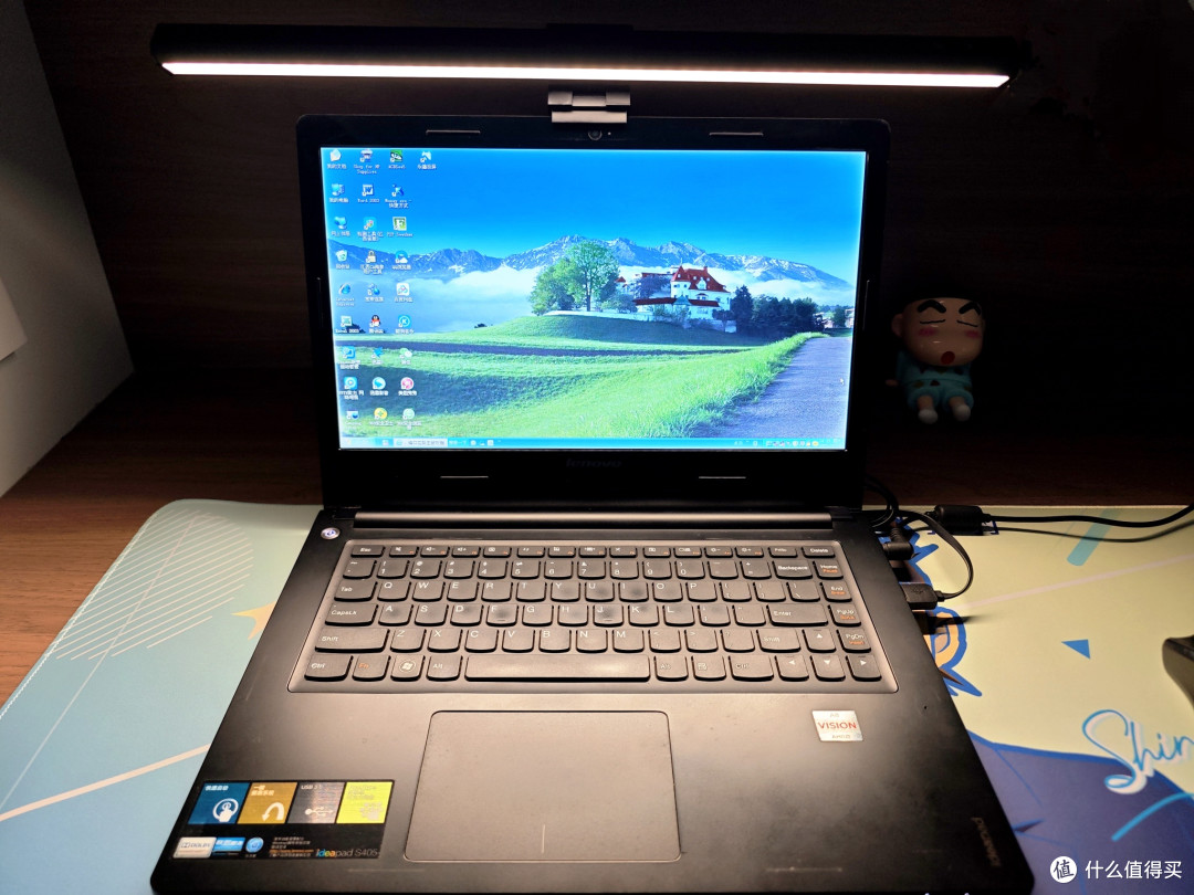 久坐电脑前的护眼良方,书客SKR1挂灯用光线治愈眼疲劳