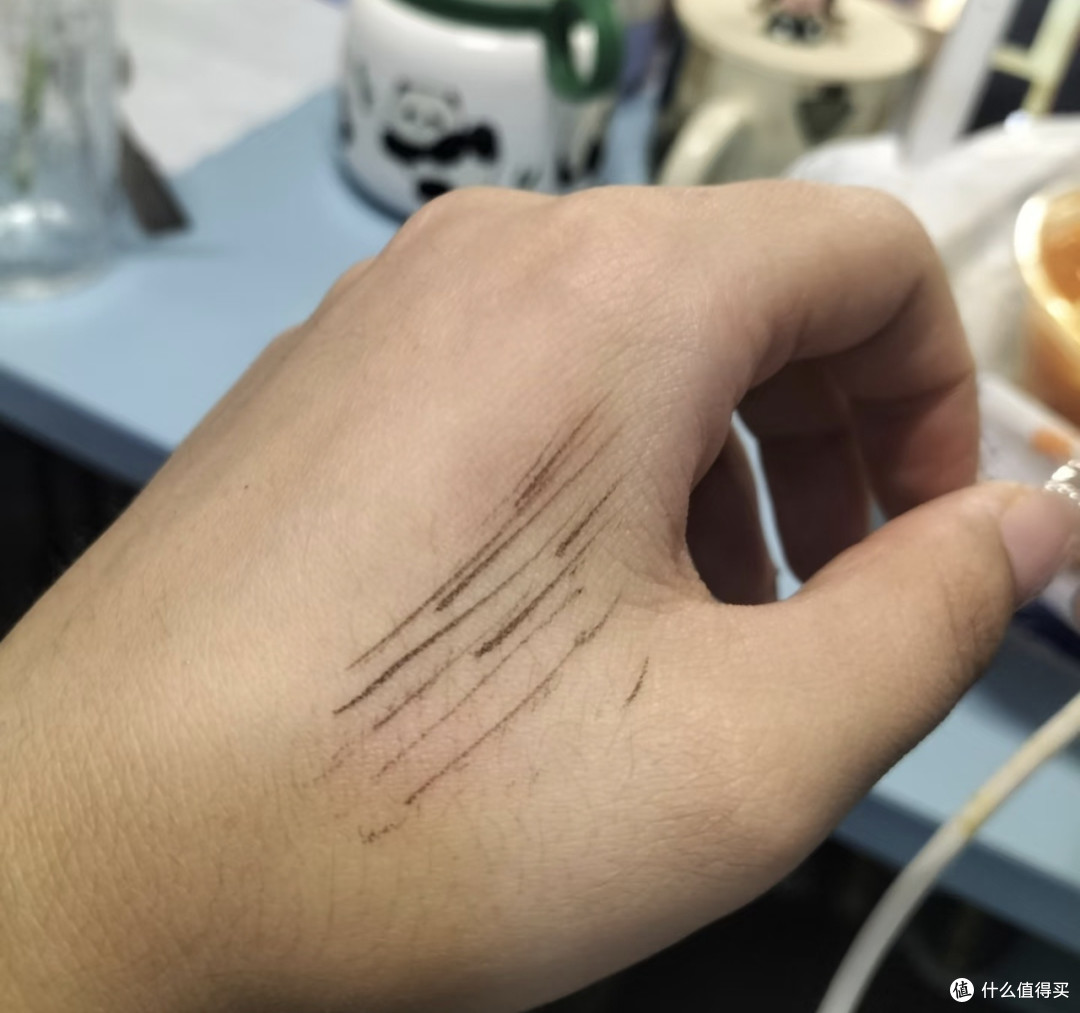 实验室认证抗晕眼线笔