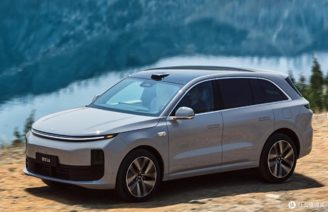 2025 年最能戳中家庭用户痛点的 “奶爸神车” 非理想 L6 莫属!