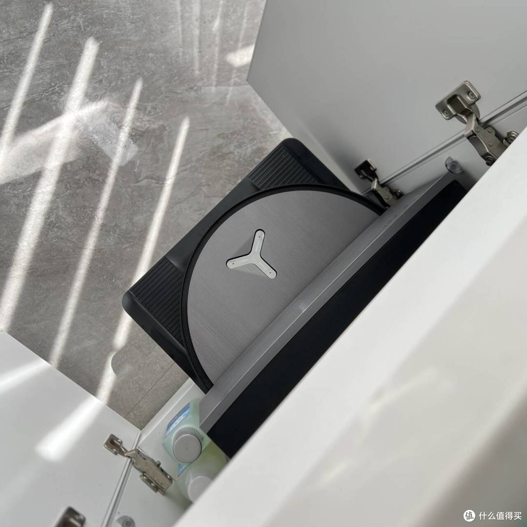 打扫1000㎡厂房不断电?科沃斯X11 Pro超充+强清洁 横扫大户型痛点