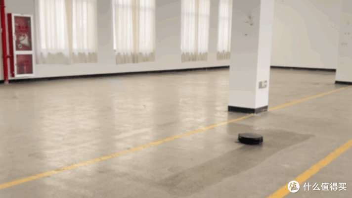 打扫1000㎡厂房不断电?科沃斯X11 Pro超充+强清洁 横扫大户型痛点