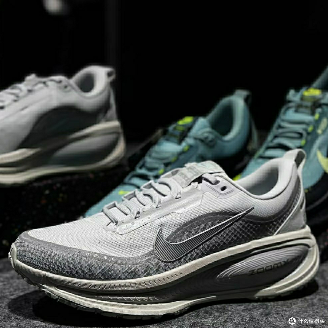 秋冬雨季跑步鞋推荐:VOMERO 18 GTX