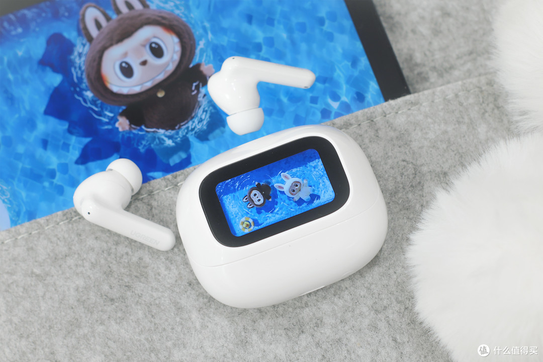 绿联T6 Magic自带触屏 + A级降噪,100多块耳机卷成这样?