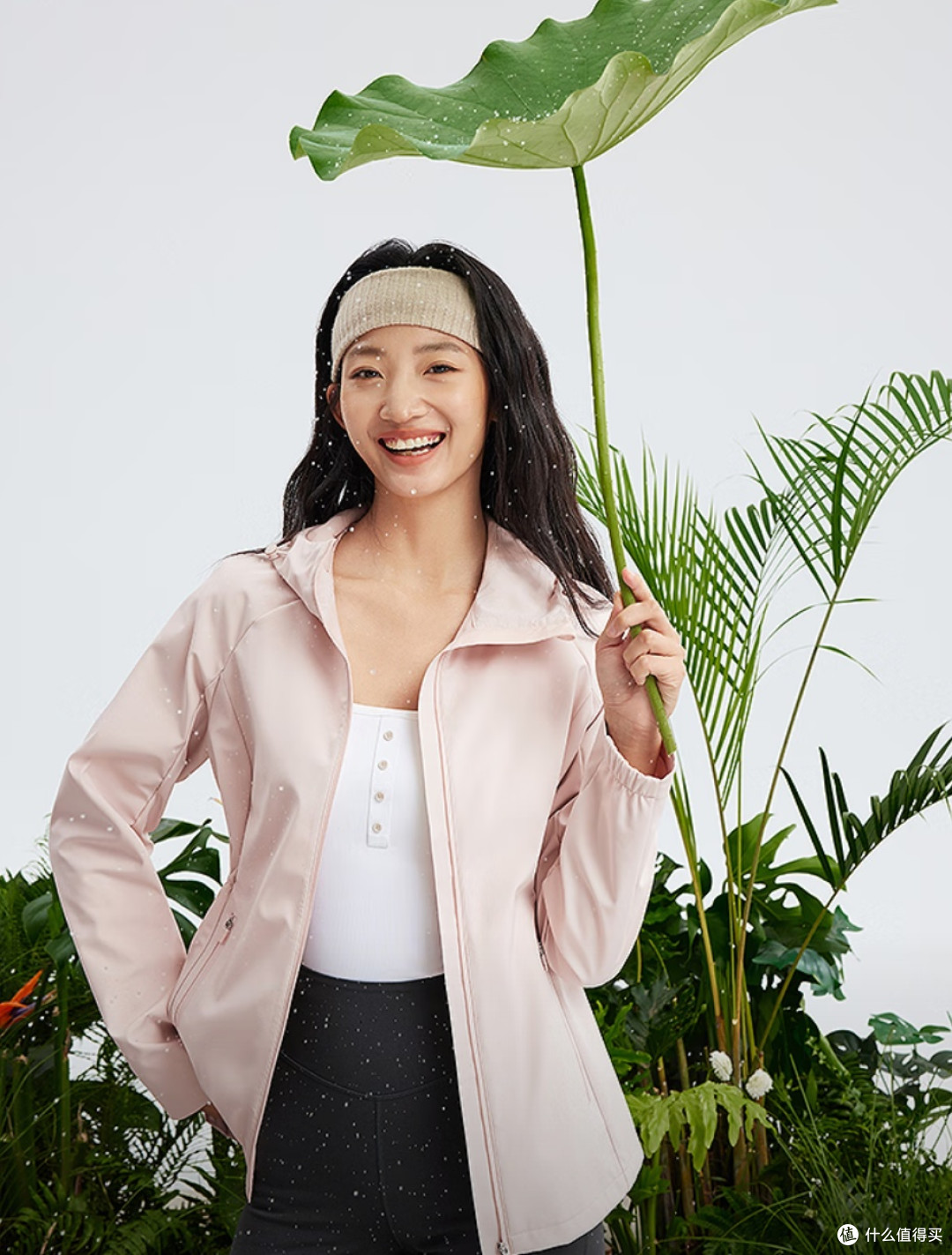 户外穿搭刚需:MOLY VIVI加绒软壳衣太懂女生