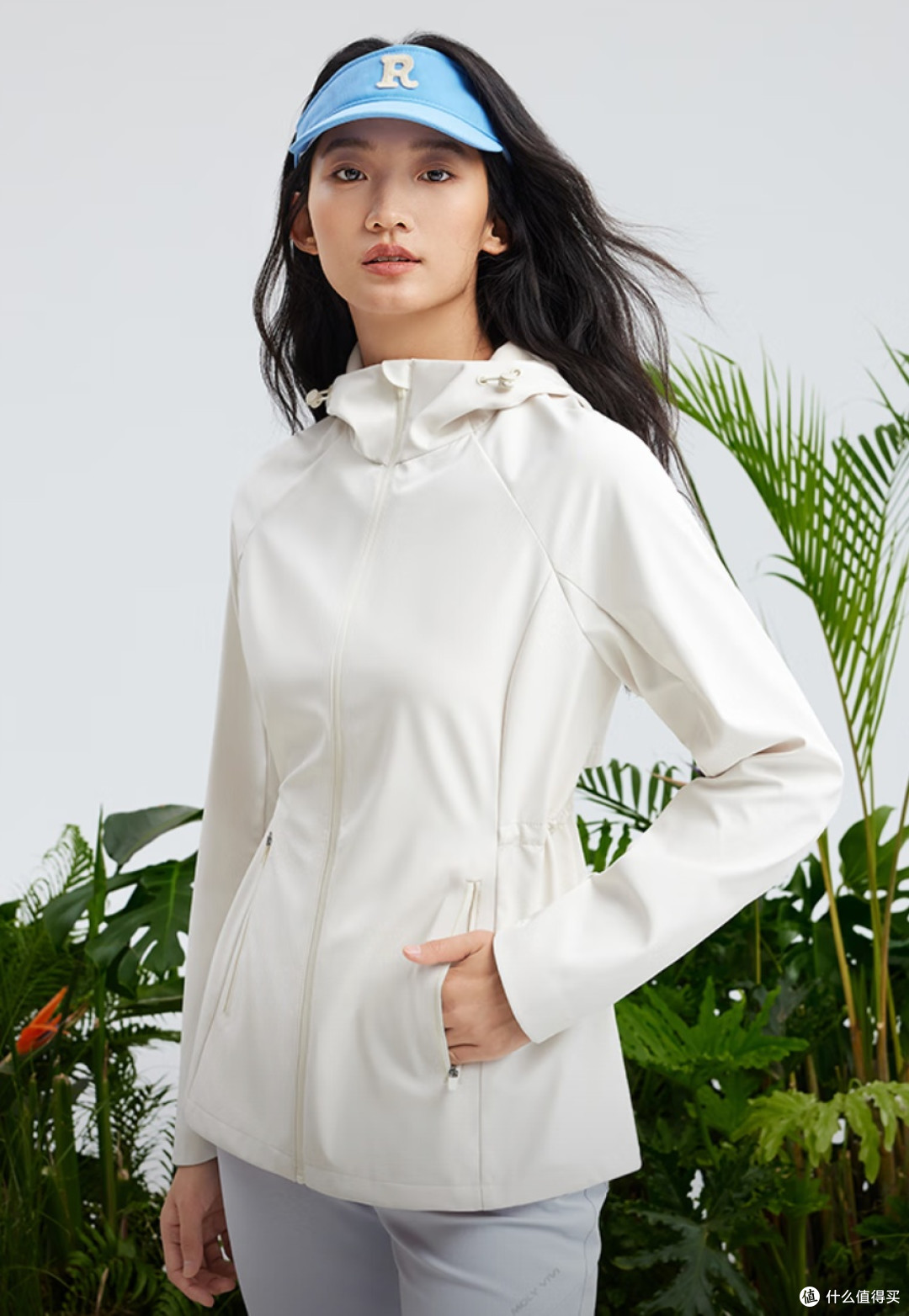 户外穿搭刚需:MOLY VIVI加绒软壳衣太懂女生