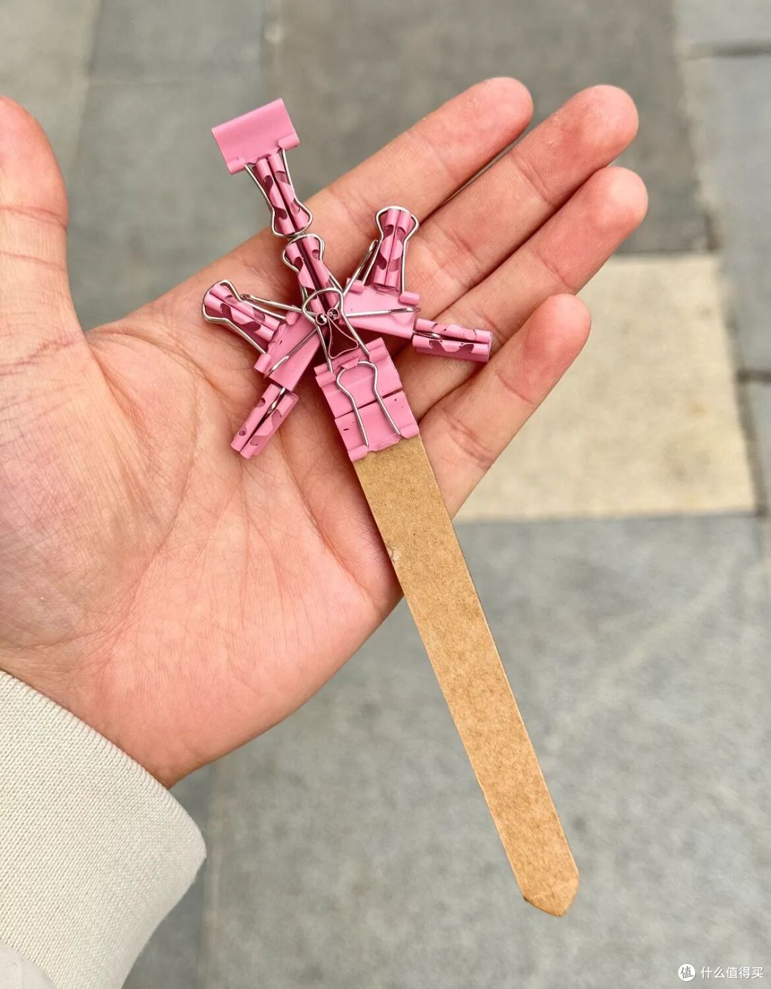 第一次对“长尾夹”产生敬意,以为只是办公用品,结果用途多到飞