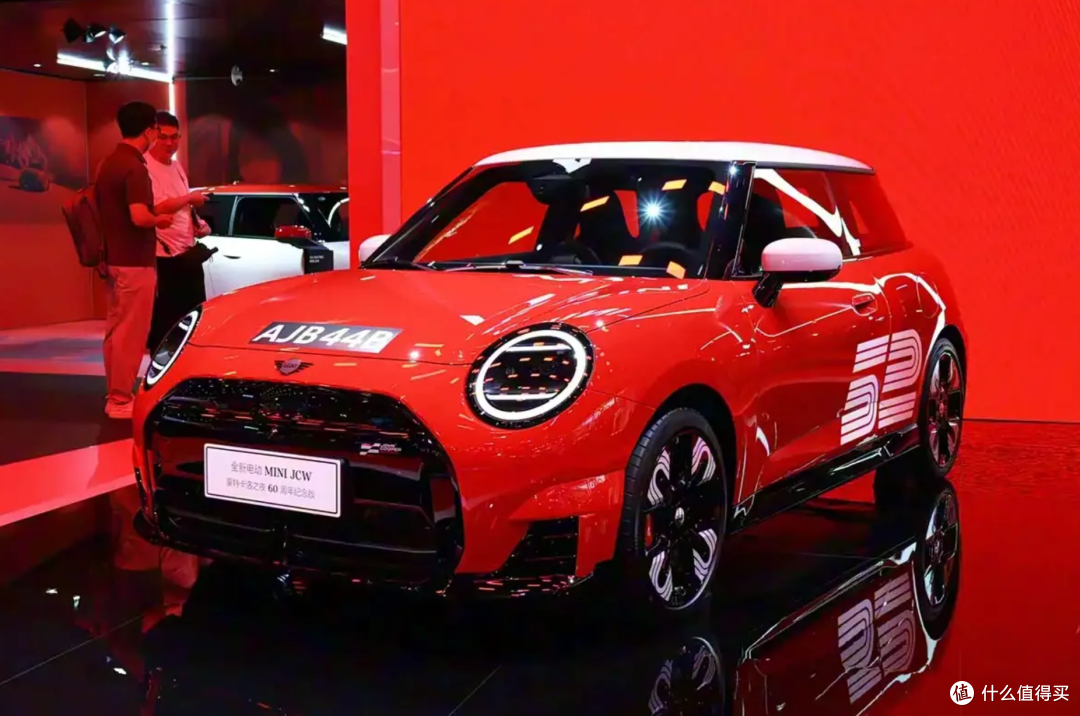电动MINI JCW纪念版限量上市,24.68万的情怀你买不买?