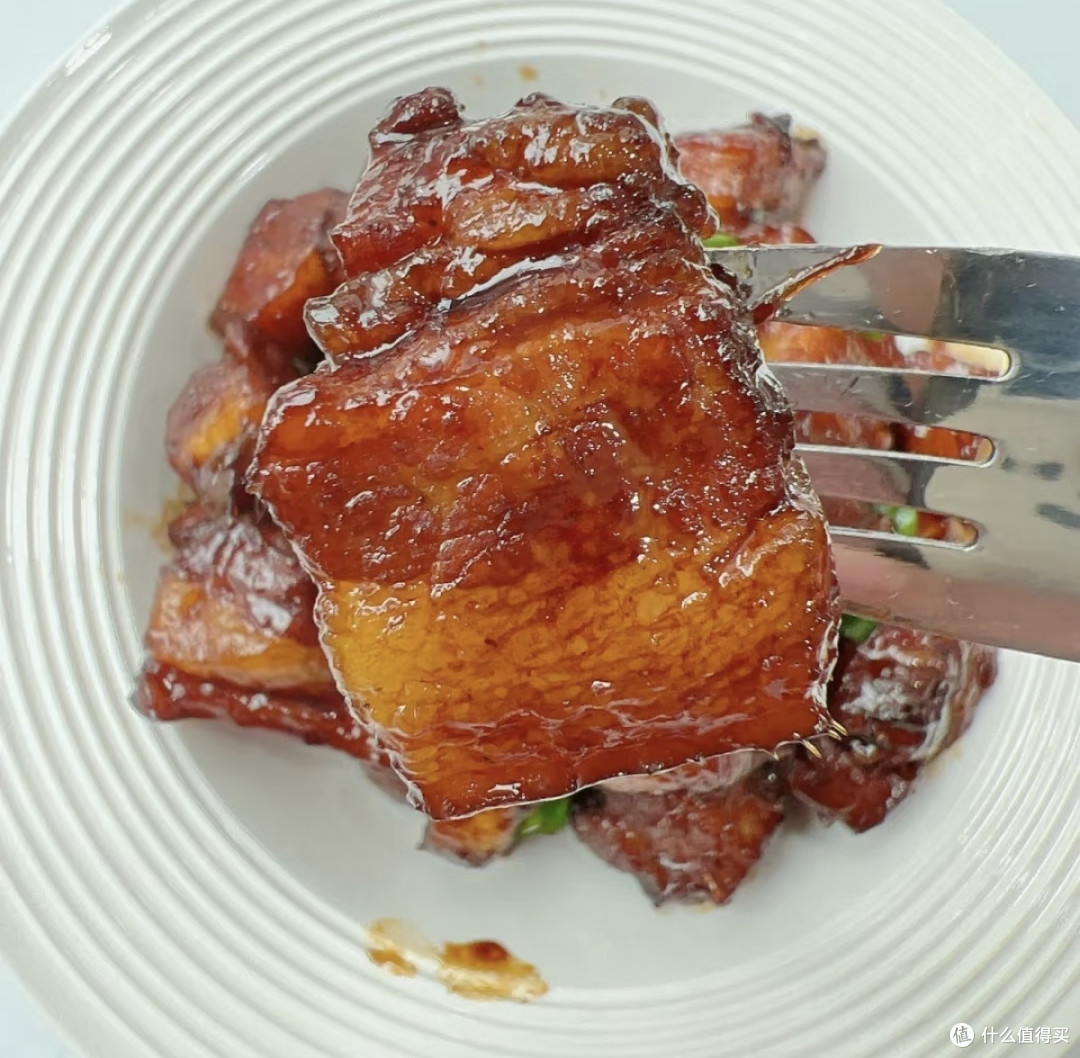 家常红烧肉的详细做法，解锁家庭餐桌经典美味