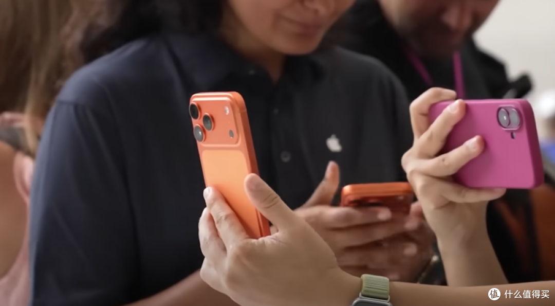 库克低头了?iPhone17ProMax破发350元,网友:缺的是9000不是300