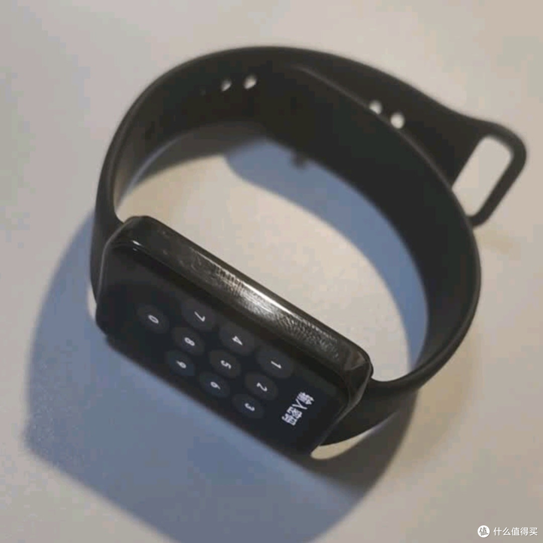 谁说智能手环不实用?荣耀9颠覆认知
