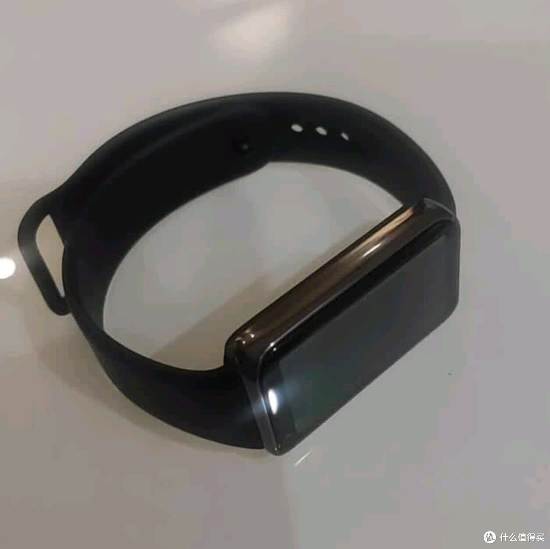 谁说智能手环不实用?荣耀9颠覆认知