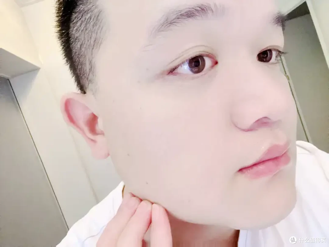 珂岸小喷菇系列,洁面护肤高效舒适,让面部更洁净通透