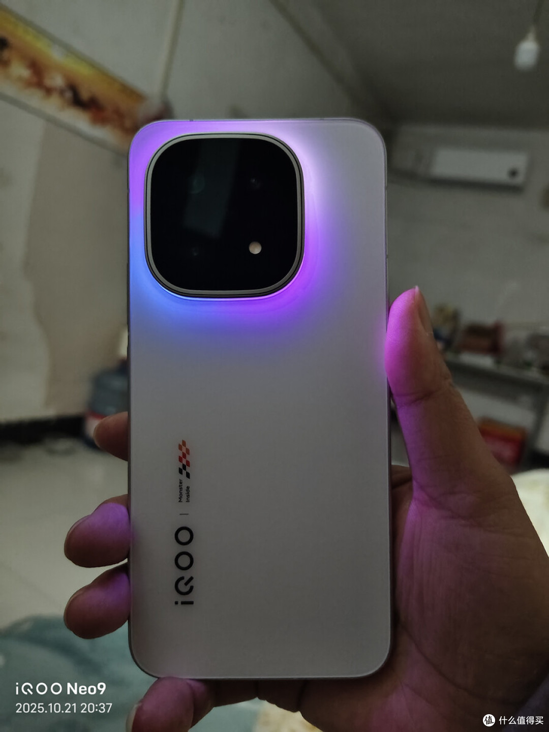 新一代游戏手机，售价直接来到四千了？iQOO 15也那么贵了！
