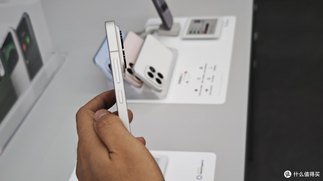 OPPO Find X9和小米17谁更值得买?有什么区别?详细配置参数对比