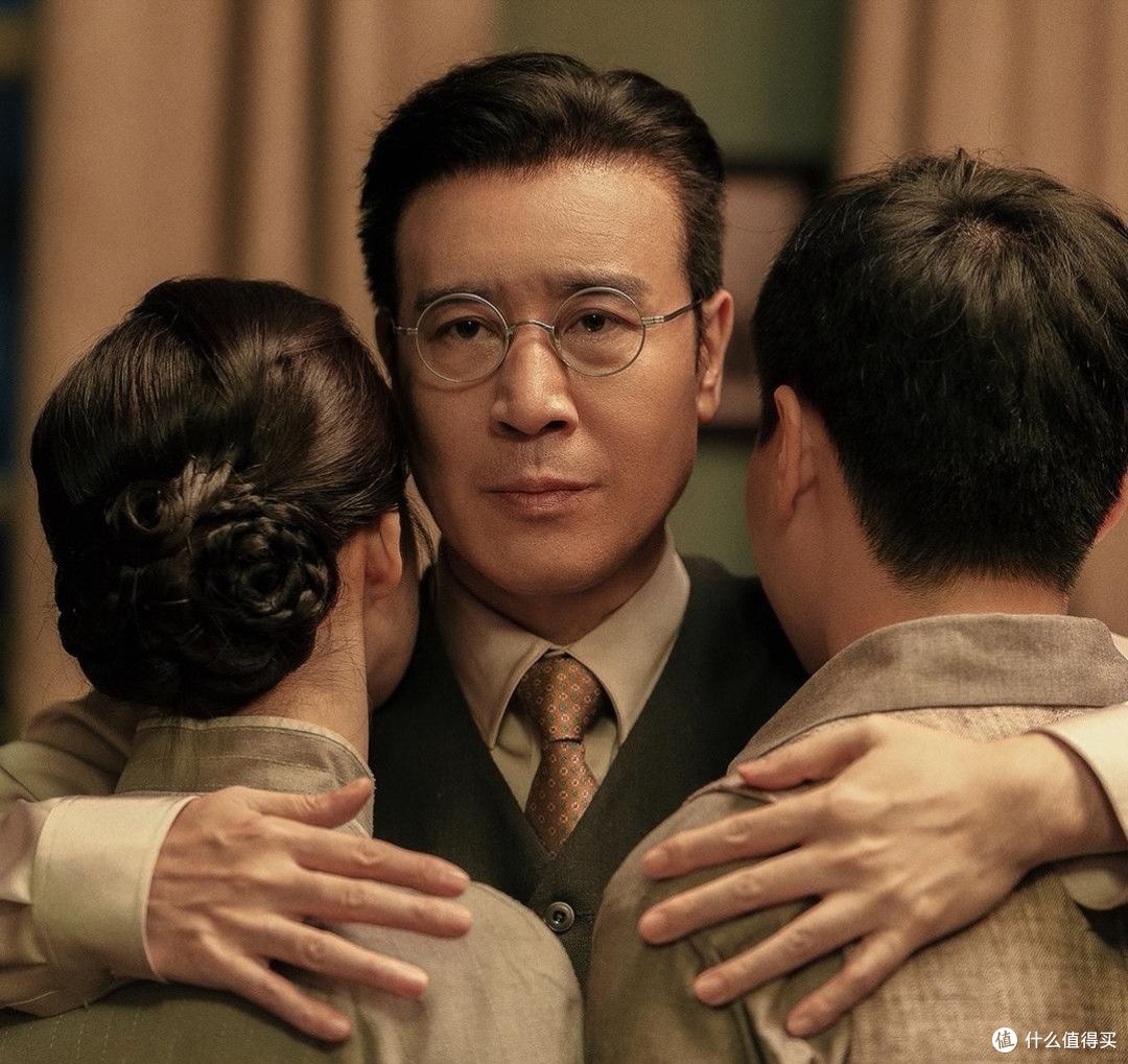 继《沉默的荣耀》后,于和伟又一谍战剧《惊变》来袭,郑晓龙操刀
