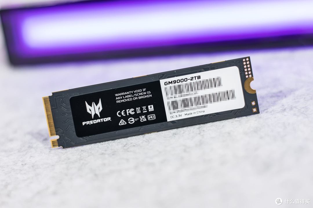 宏碁掠夺者GM9000神舆PCIe5.0固态硬盘实测,14GB/s释放满血性能