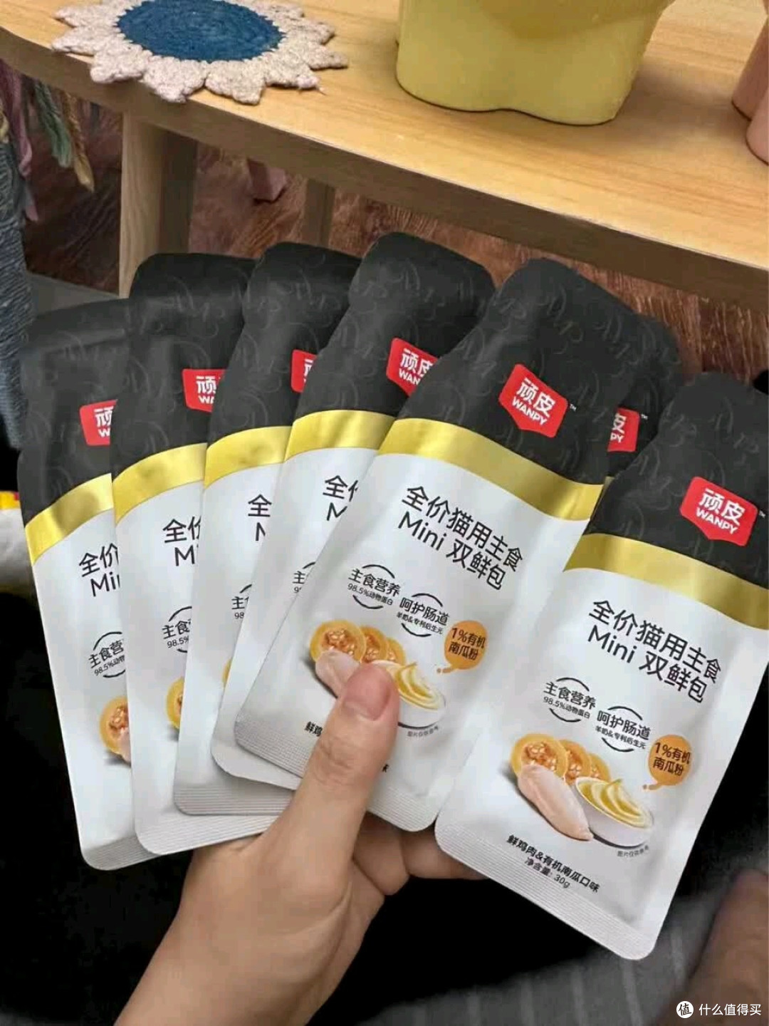 顽皮主食双鲜包太懂猫!鲜鸡肉+南瓜配方让猫咪狂舔碗