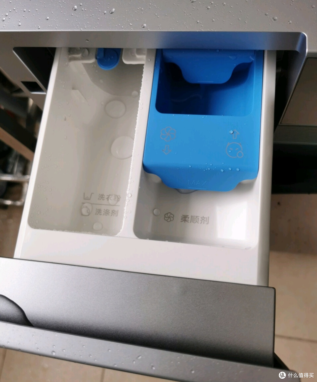 海尔25JS洗衣机：超薄机身大容量