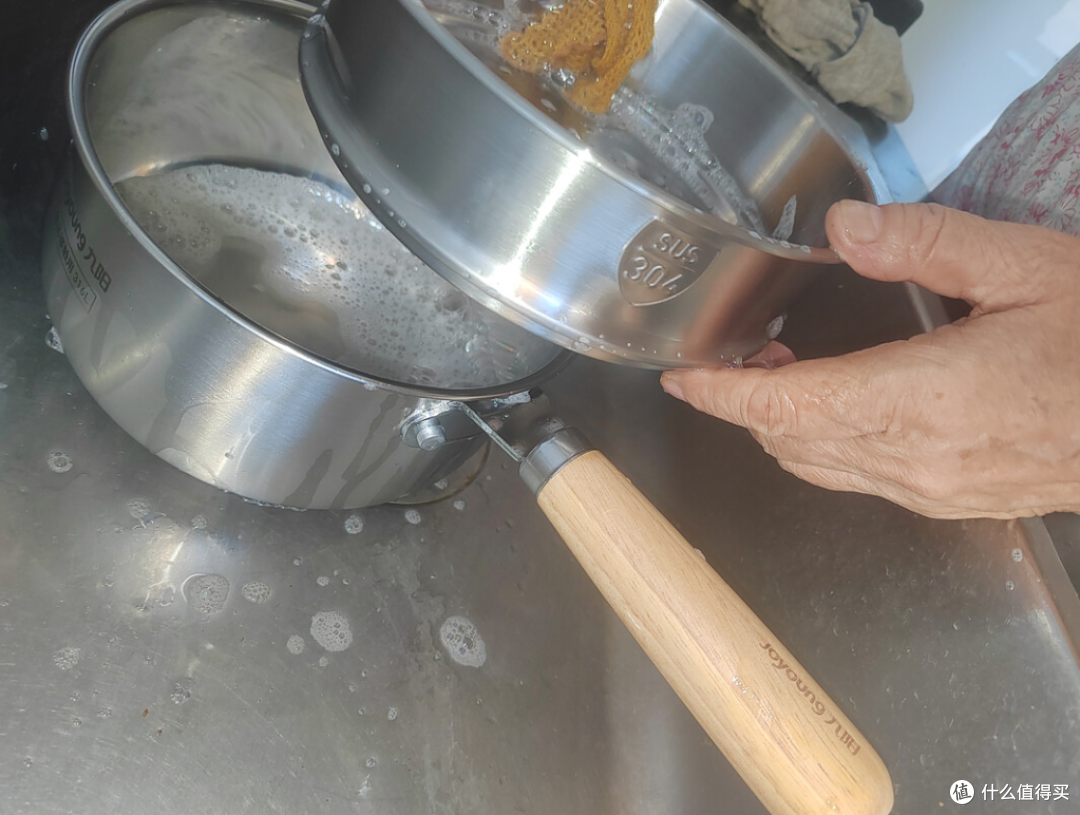 九阳0涂层奶锅深度评测：一口“能煮、能蒸、能治愈”的健康锅