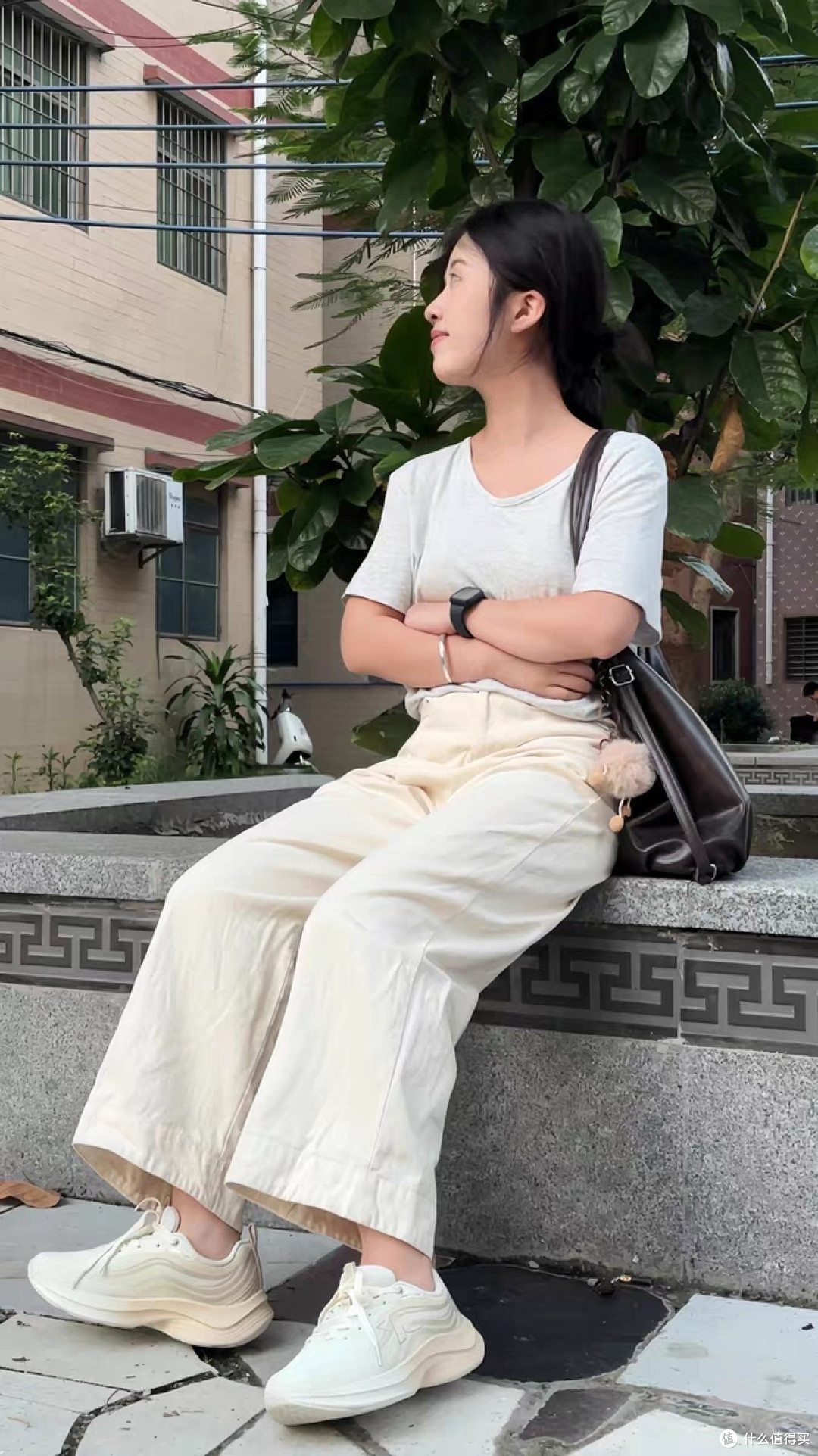 双11运动必入!特步波浪鞋:女生跑步的“颜值实力派”,脚感好