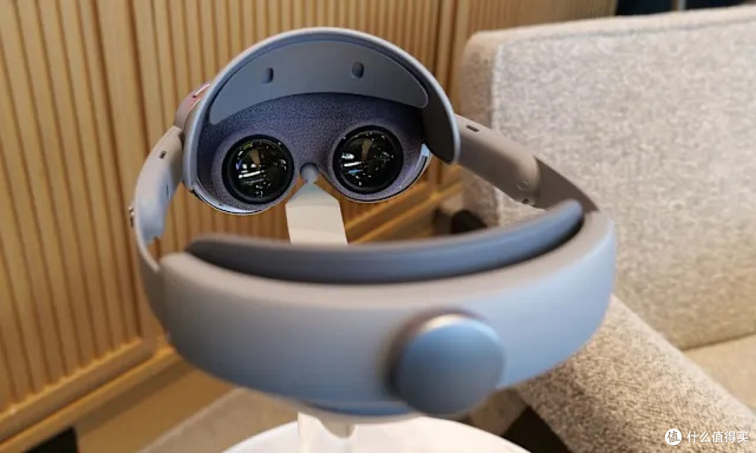 三星发布Galaxy XR,Android XR设备新选择