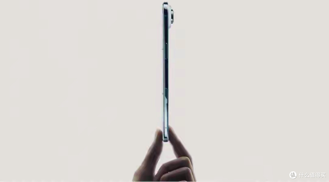 iPhone Air开卖,eSIM成摆设?用户扎堆回老家办卡?