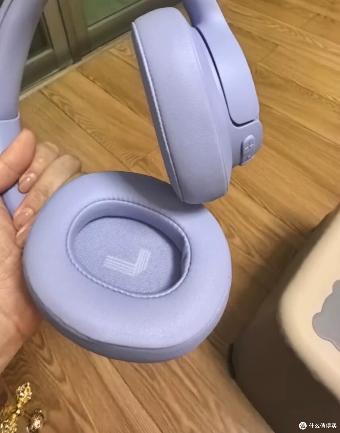 双11省钱入手JBL TUNE770NC：这降噪耳机简直让我“与世隔绝”！
