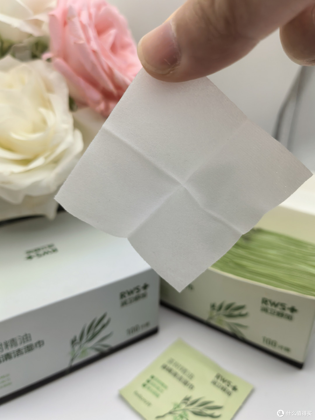 种睫毛后眼睛痒到崩溃?原来都是螨虫在!