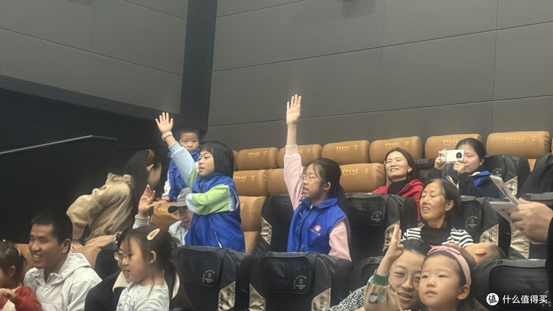 旗帜小记者蒋青璇:首都电影院研学记——光影溯运河 文脉润初心
