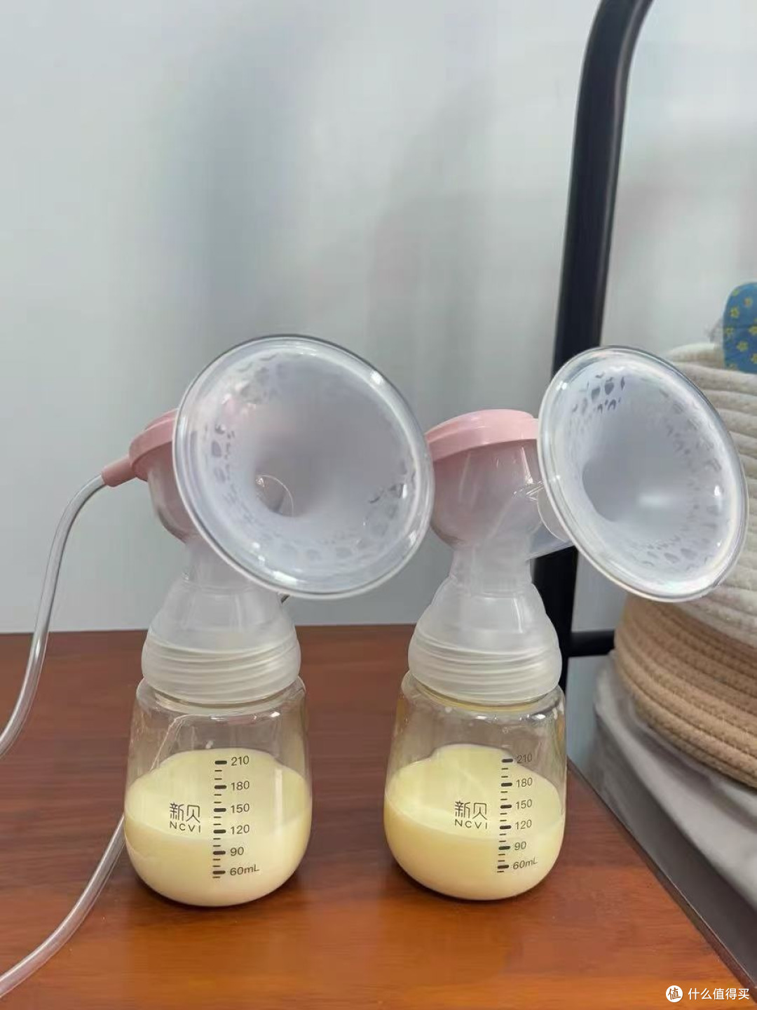 ✅ 36档+4模式：无痛疏通救堵奶，力道比亲喂还温柔，敏感肌妈妈也能放心冲