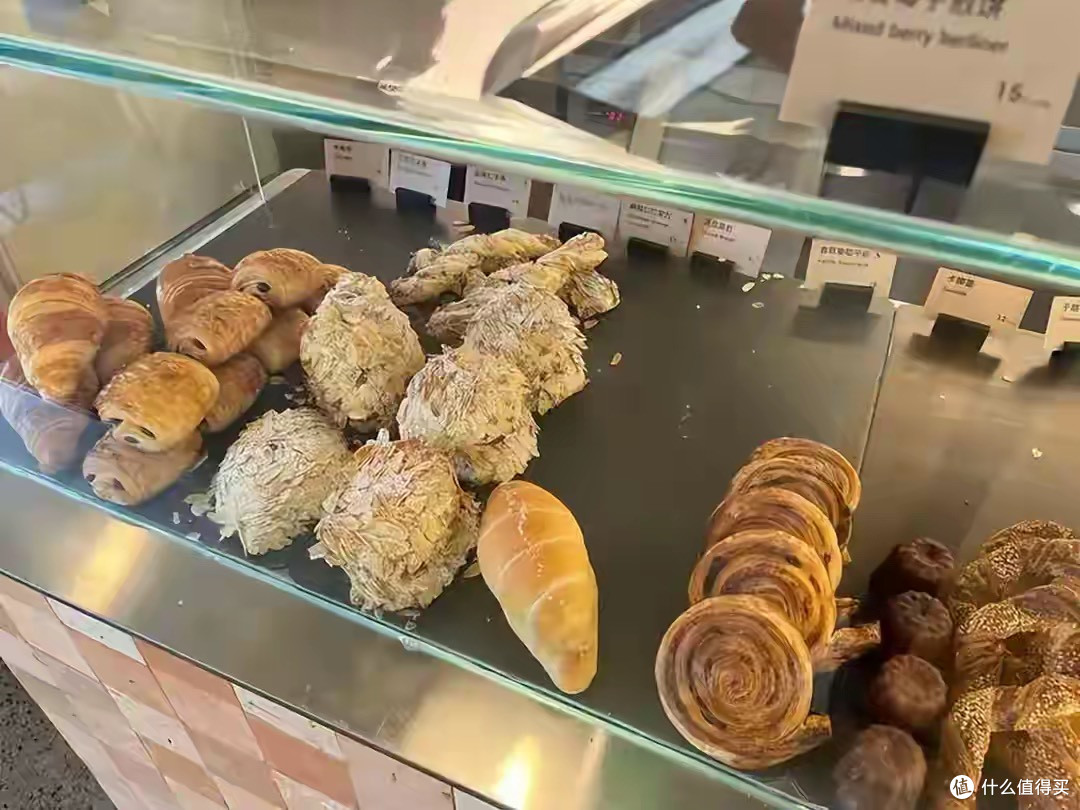 饮食差异真相!法国面包仅用4种原料,美国面包却含30种添加剂