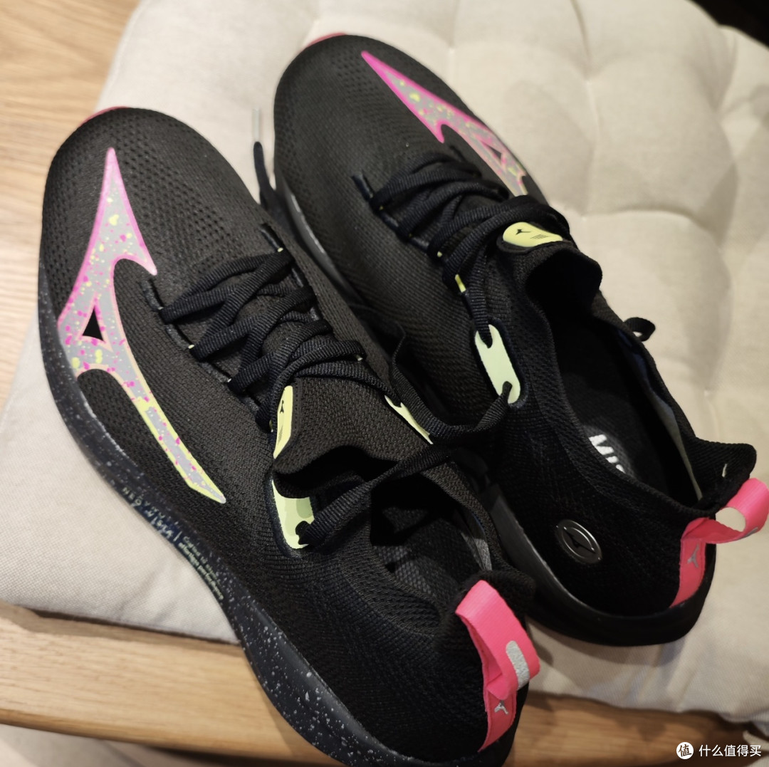 美津浓WAVE NEO VISTA竞训鞋评测