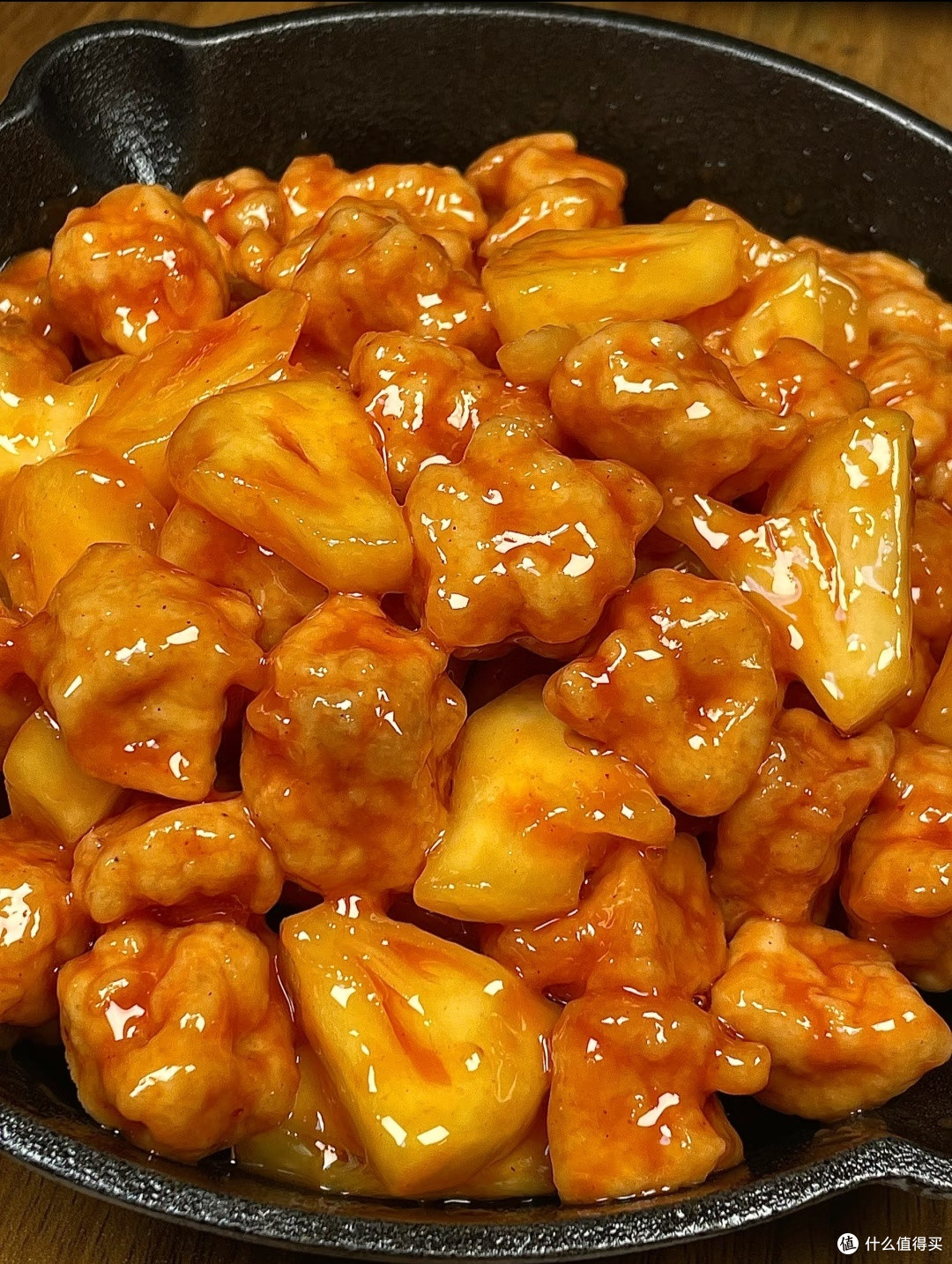 菠萝咕噜肉:酸甜脆嫩的家常菜