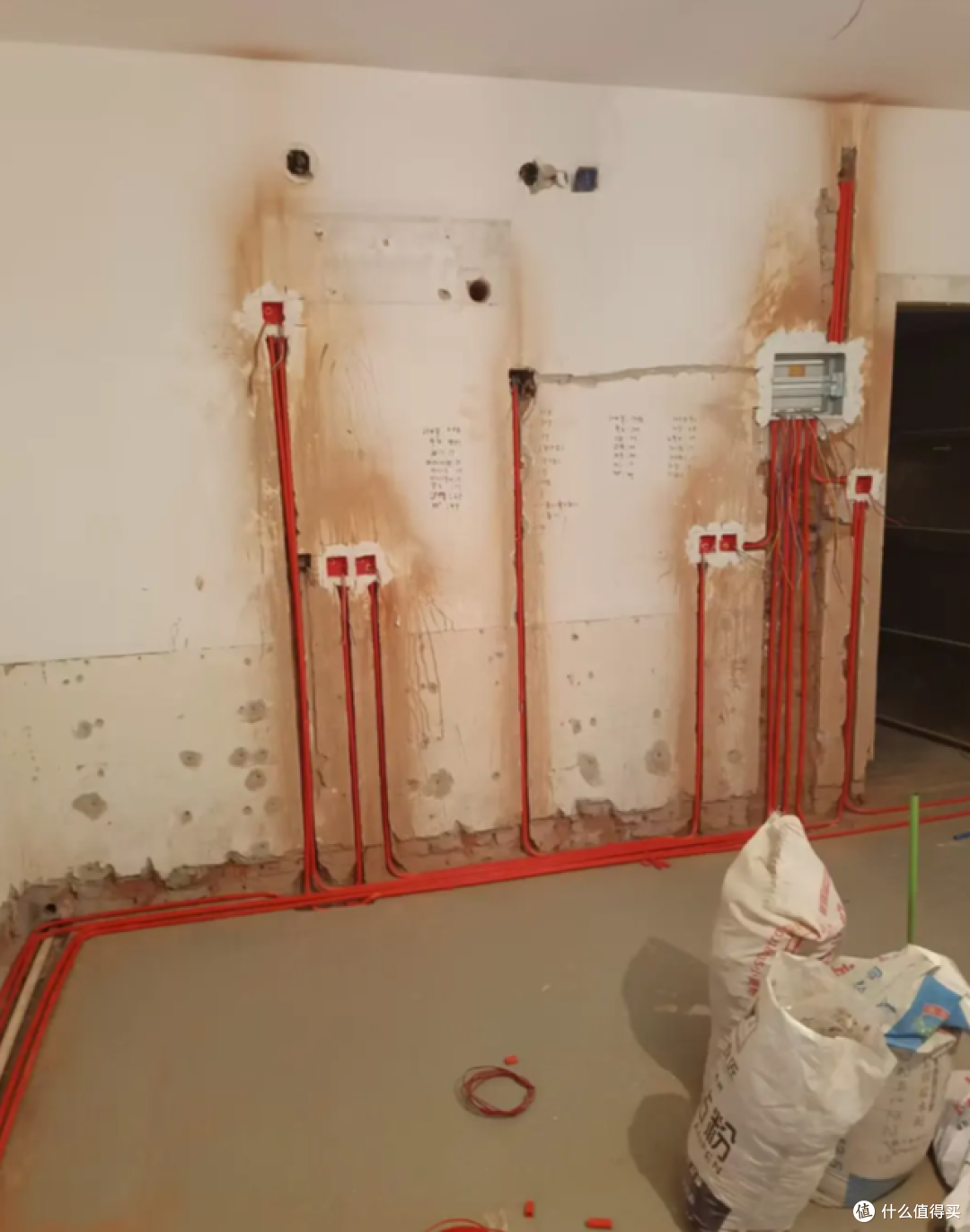 装修了2套房子才知道,水电这么改造,省钱又实用,建议看一看