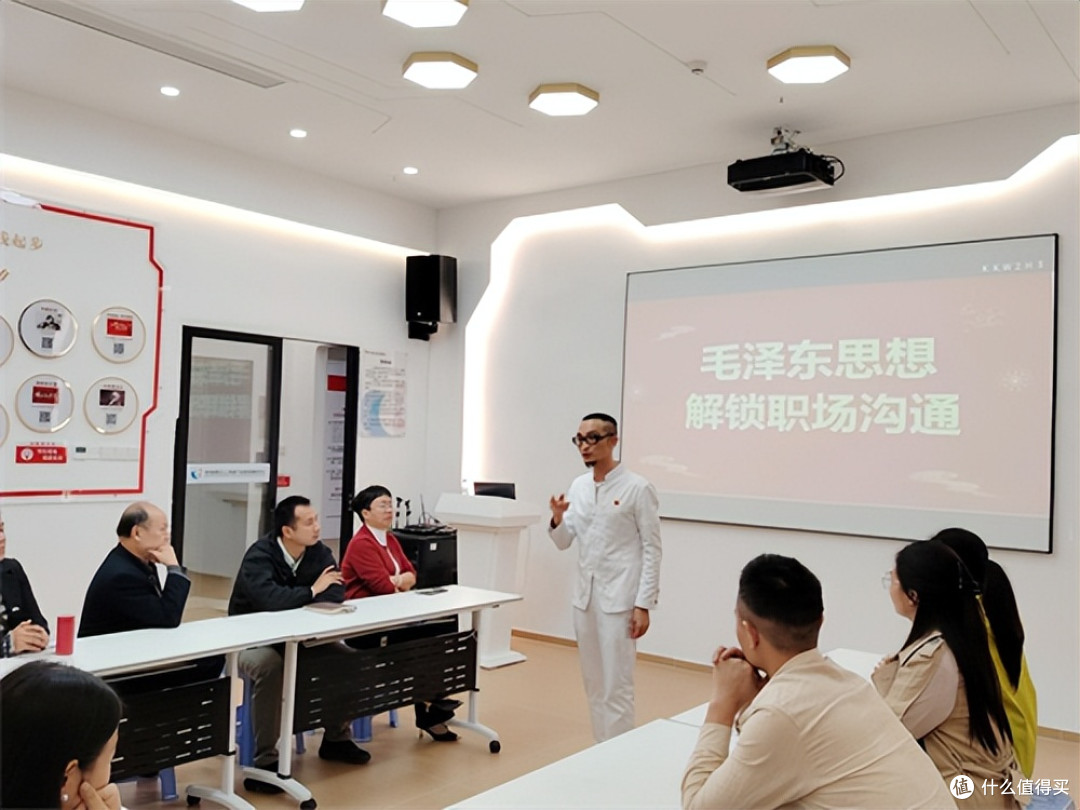 广东惠州:汲取思想智慧 赋能职场沟通