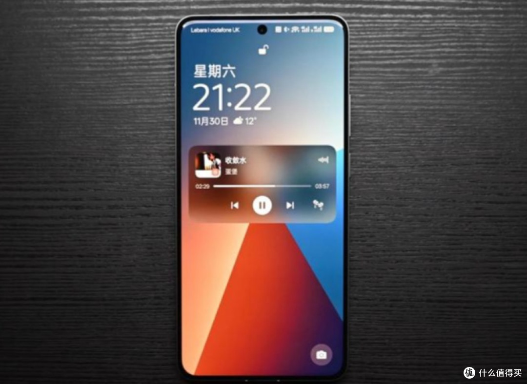 realme GT7 Pro直降1000元,老旗舰比新“缩水机”香太多
