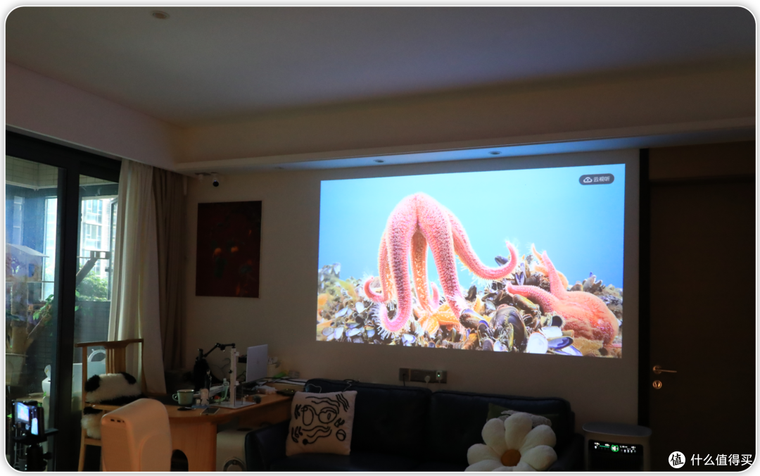 送哈曼音响!双11加量还降价!百元档天花板哈趣投影Q1 Pro测评