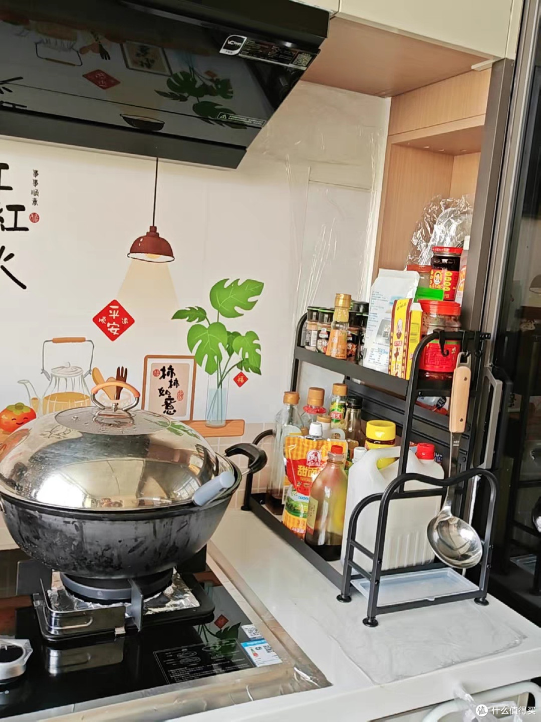 佳帮手置物架提升厨房整洁度