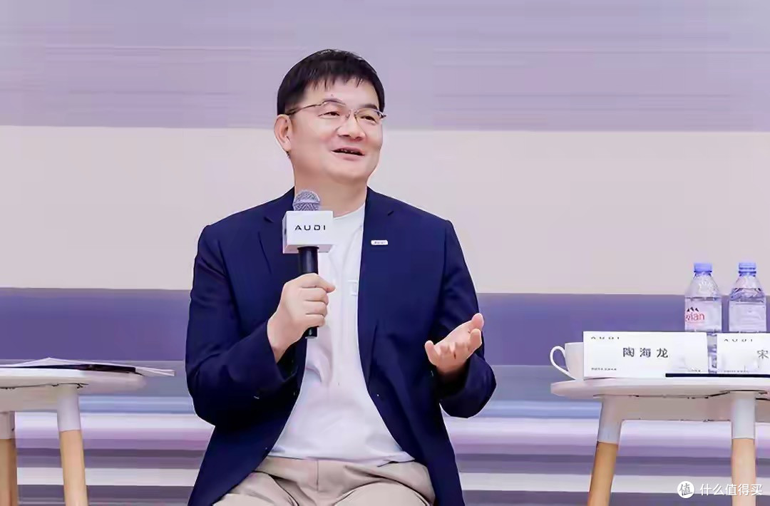 4.5秒破百,续航超700公里!四驱鼻祖能否引领电动行政车新潮流?