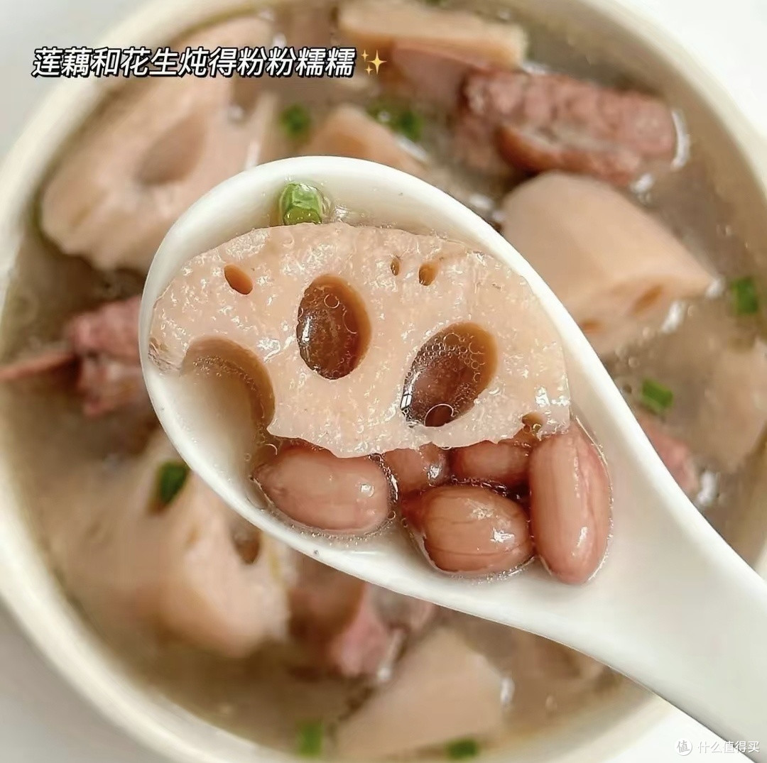 三伏天养生首选:莲藕排骨汤的滋补做法与食疗价值