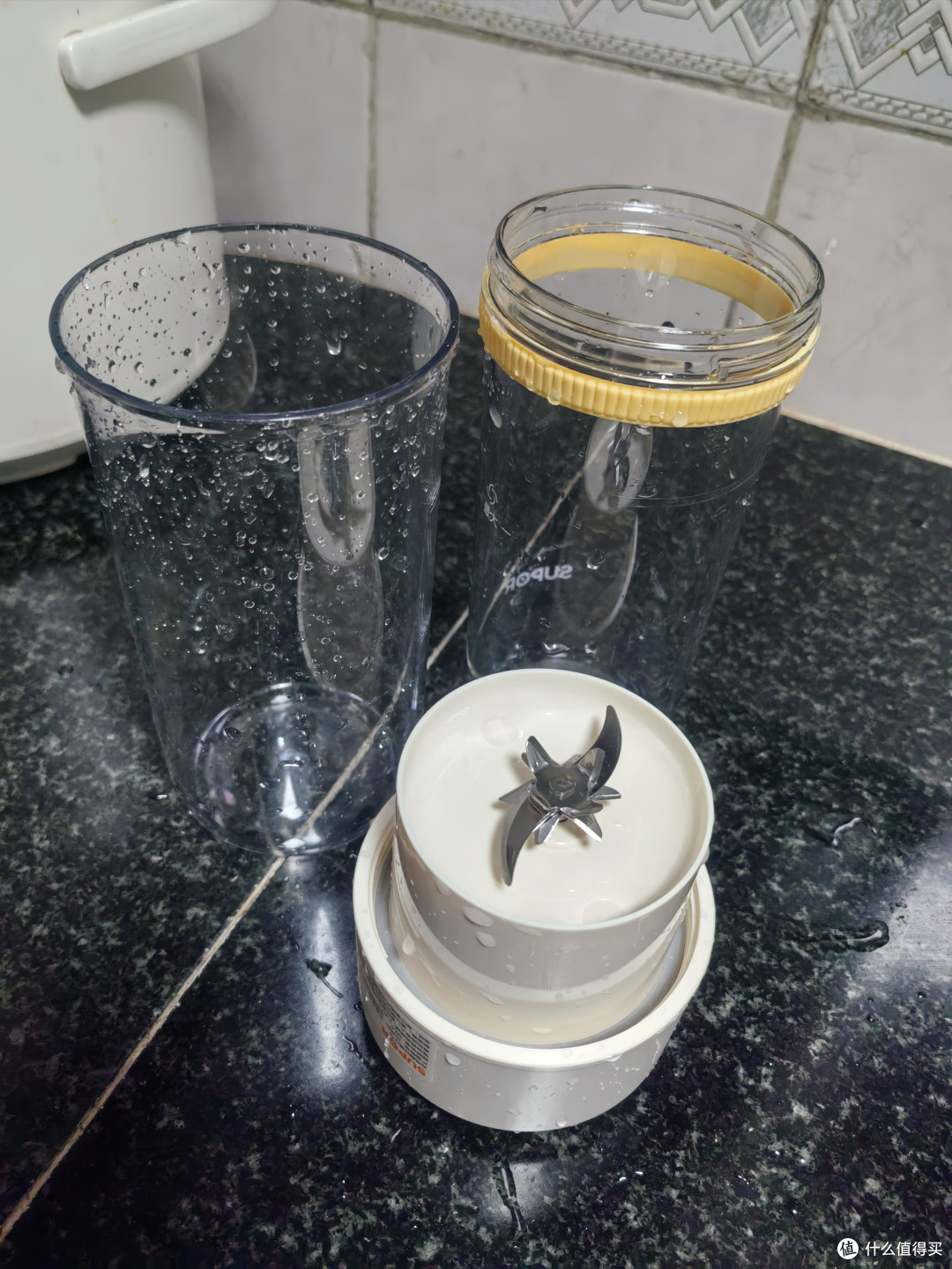 随心随行-苏泊尔榨汁料理机