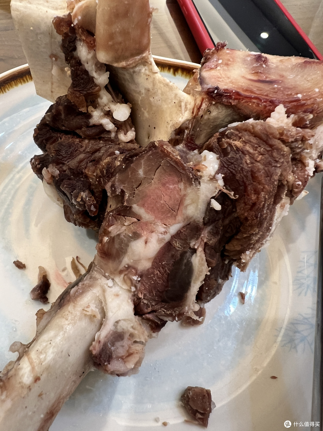 这顿牛骨头，让我甩开腮帮子，吃了个尽兴！