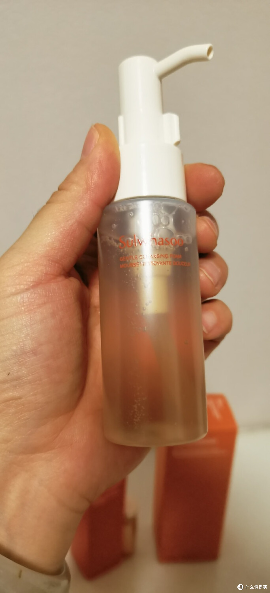 草本洁面泡沫，成分与使用感的双重评测