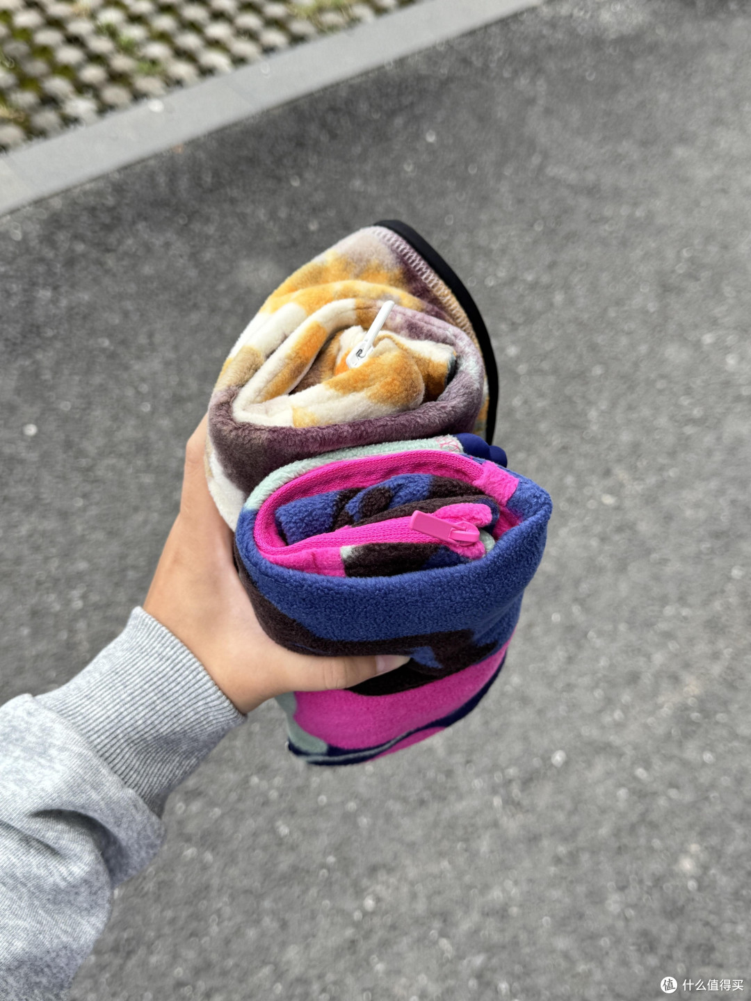 姐妹们别给娃再买德绒了!新一代校服神器来了……