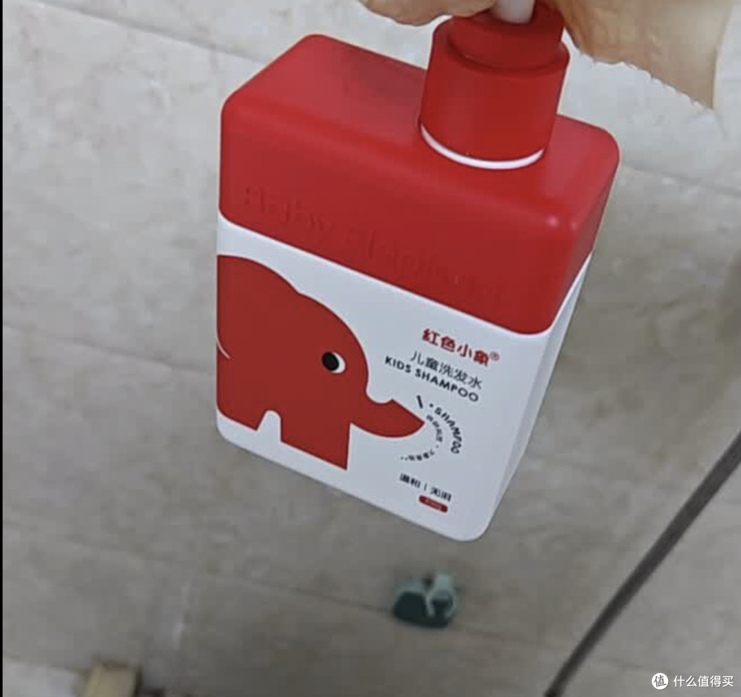 红色小象儿童洗发水:头发变柔顺的小魔法