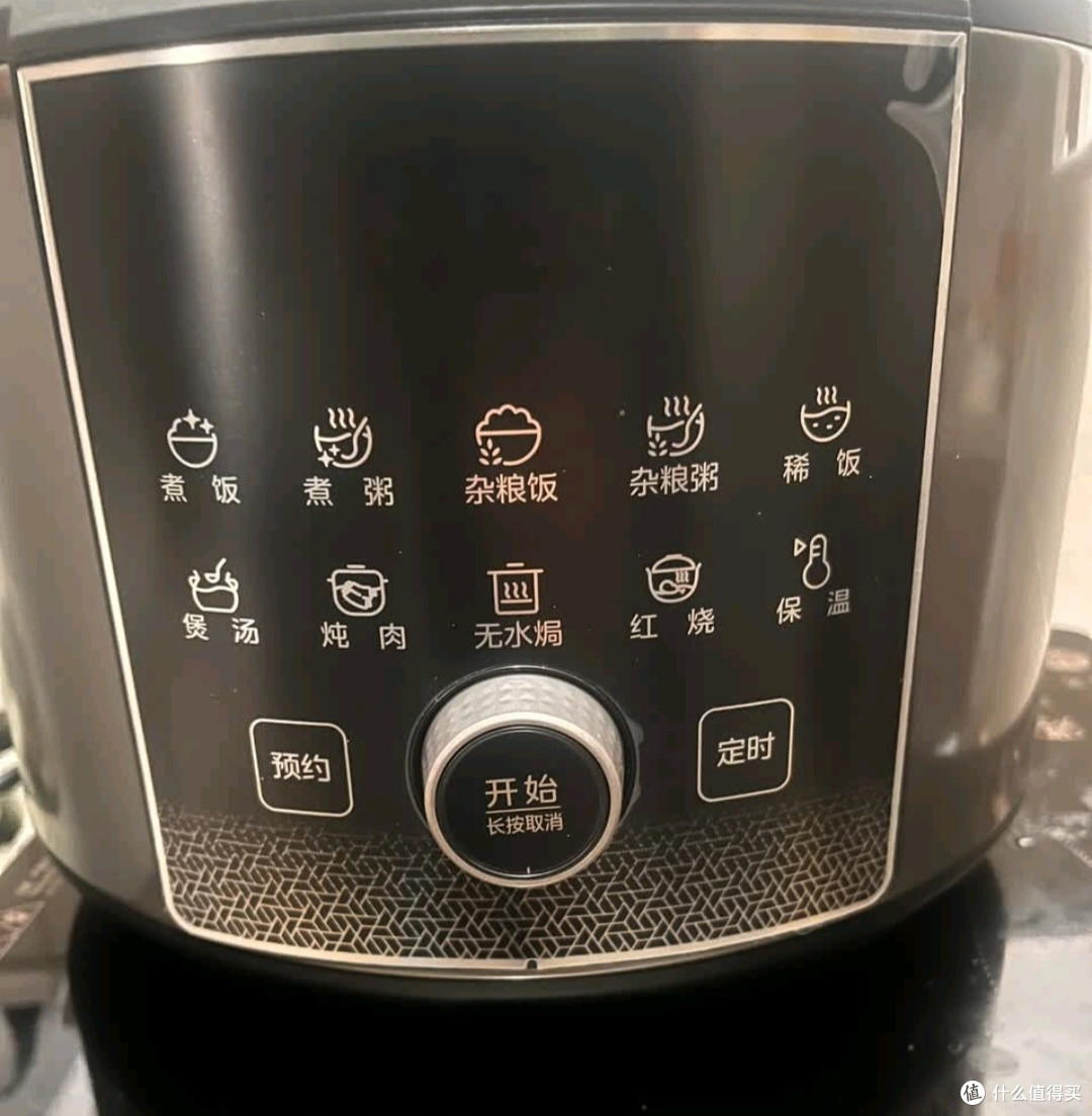 美的电压力锅：高效烹饪新选择